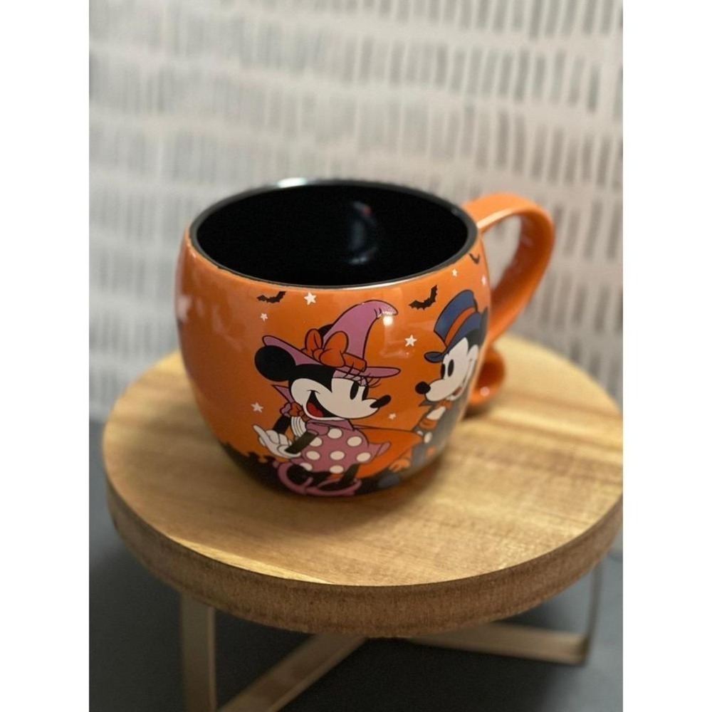 Disney Mickey Mouse & Minnie Mouse Happy Halloween Mug - Picture 3 of 6